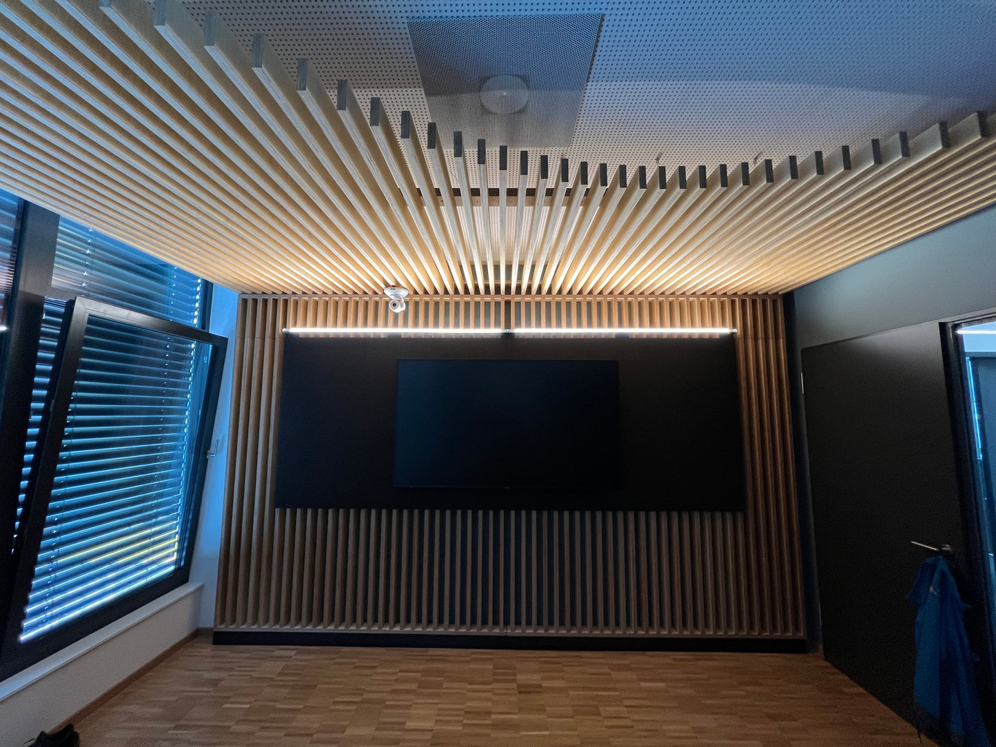 Linear Wallwasher
